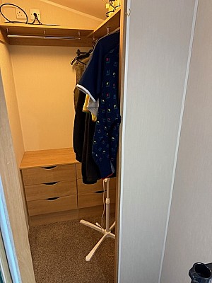 Walk in wardrobe