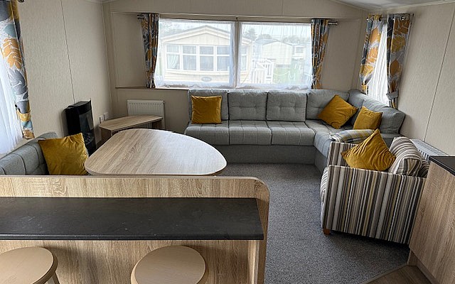 Lounge/Diner